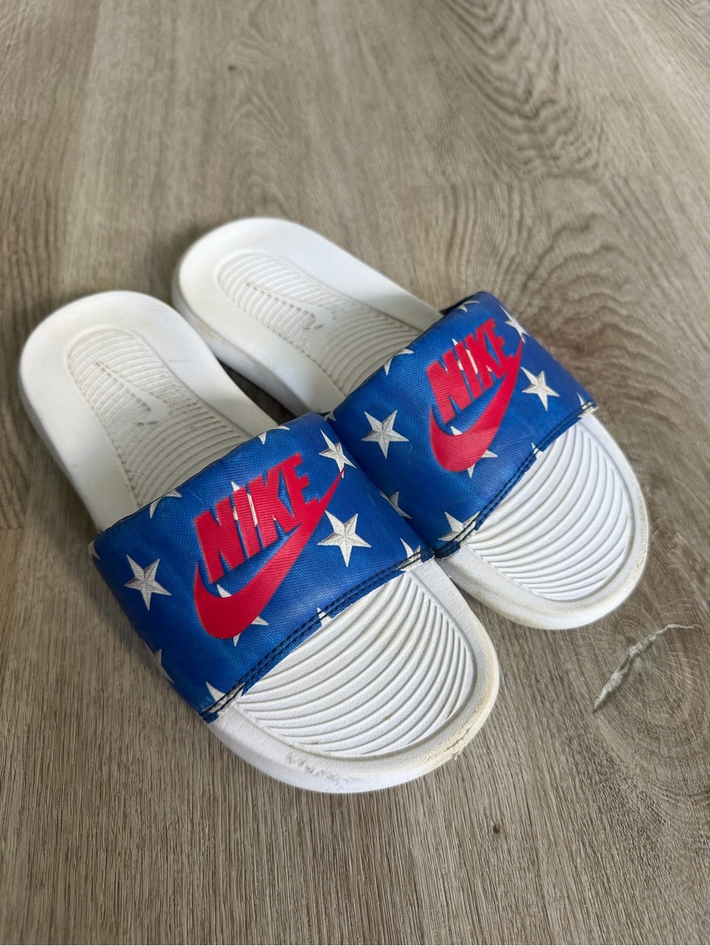 Nike Kawa Slide USA Stars and Stripes Sandals Youth Size 5 Big Kids